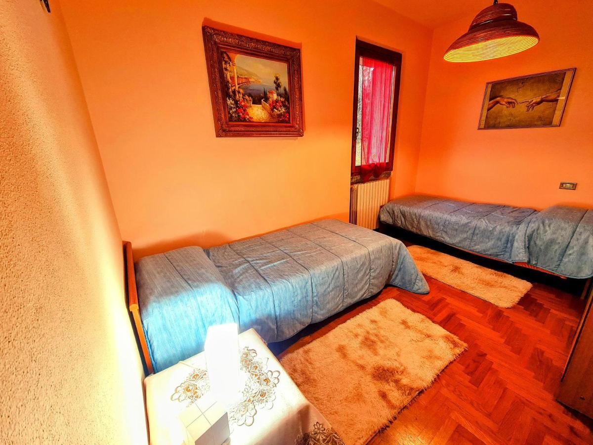 B&B Margot Albavilla Buitenkant foto
